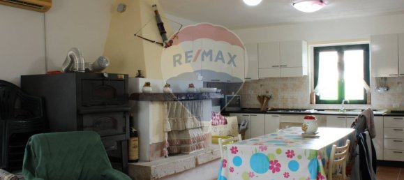 2 Schlafzimmer Haus in Manfredonia, Italy, Nr. 80884 3