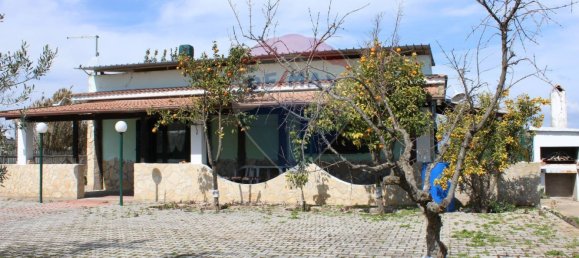 2 Schlafzimmer Haus in Manfredonia, Italy, Nr. 80884 2