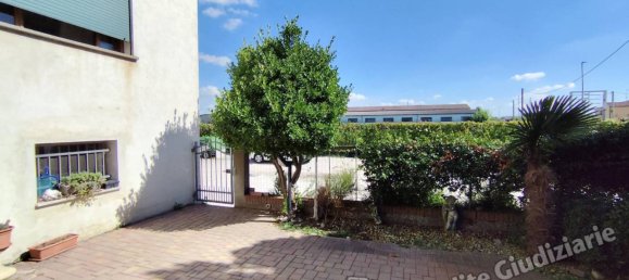 6 Schlafzimmer Villa in Merlara, Italy, Nr. 359424 5