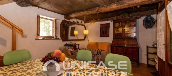 Casa de 3 habitaciónes en Barge, Italy No. 269350 13