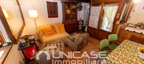 Casa de 3 habitaciónes en Barge, Italy No. 269350 17