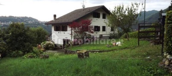 2 bedrooms House in Algua, Italy No. 84458 22