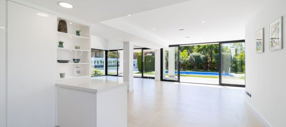 4 chambres Villa à Marbella, Spain No. 188909 5