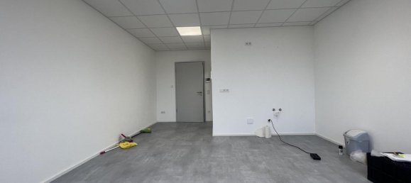 1 room Office in Landshut, Germany No. 162388 3