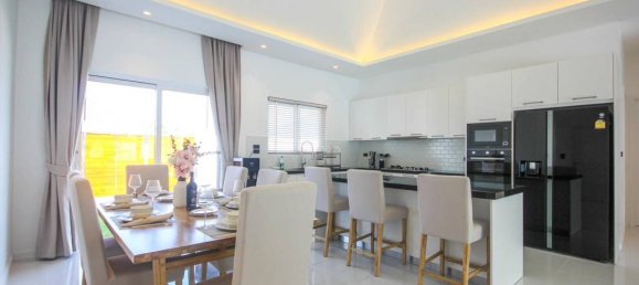 3 chambres Villa à Hua Hin, Thailand No. 13050 2