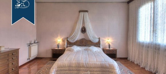 Studio in Chiari, Italy No. 57983 37