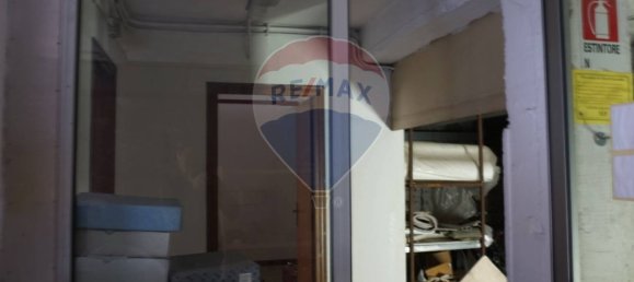 Propiedad comercial de 1 habitación en Rome, Italy No. 54915 19