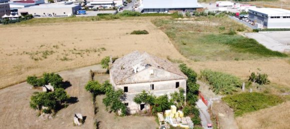 5 Schlafzimmer Haus in San Benedetto del Tronto, Italy, Nr. 287092 20