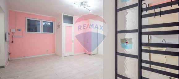 37m² Commercial property in Trieste, Italy No. 17951 3