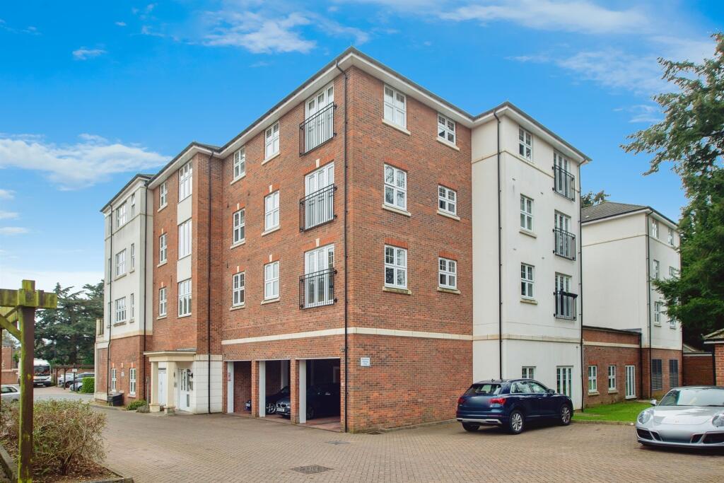 2 bedrooms Apartment in Watford, United Kingdom No. 6086