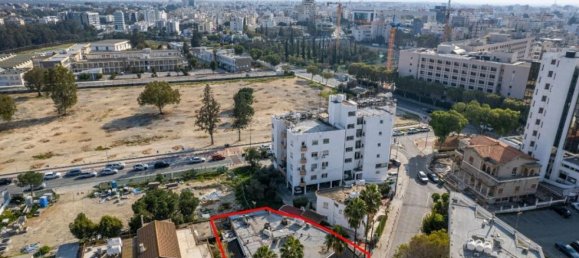 242 m² propiedad comercial en venta en Nicosia, Cyprus № 24492 12