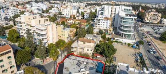 242 m² propiedad comercial en venta en Nicosia, Cyprus № 24492 9