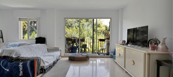 Apartamento de 3 dormitorios en Marbella, Spain No. 139871 21