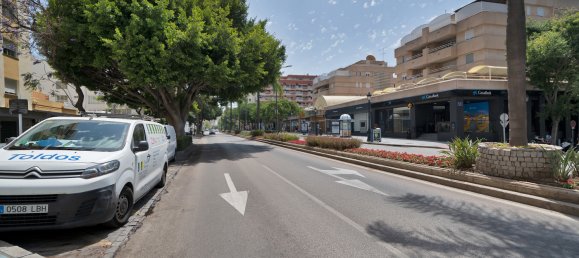 Apartamento de 3 dormitorios en Marbella, Spain No. 139871 12