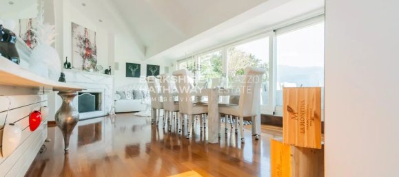 2 Schlafzimmer Penthouse in Como, Italy, Nr. 314389 16