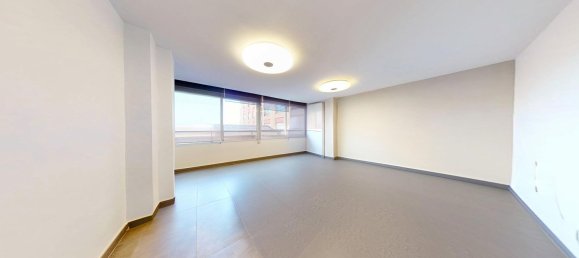 3 bedrooms Apartment in Alicante, Spain No. 160799 9