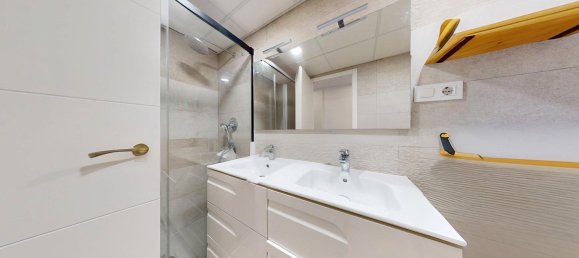 3 bedrooms Apartment in Alicante, Spain No. 160799 25