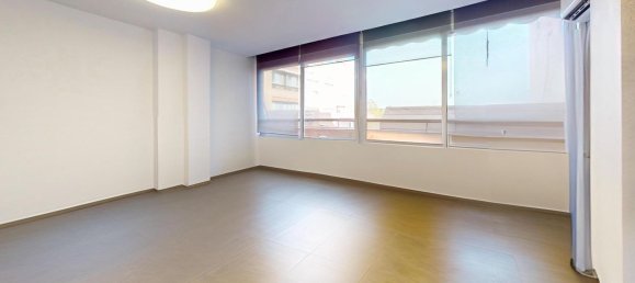 3 bedrooms Apartment in Alicante, Spain No. 160799 8