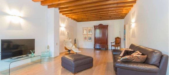 Apartamento de 2 dormitorios en Vittorio Veneto, Italy No. 221773 21