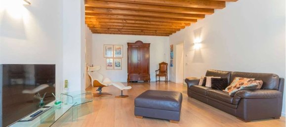 Apartamento de 2 dormitorios en Vittorio Veneto, Italy No. 221773 18