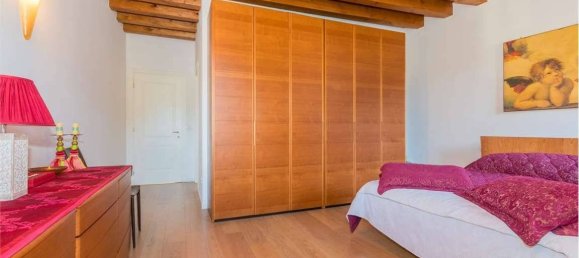 Apartamento de 2 dormitorios en Vittorio Veneto, Italy No. 221773 34