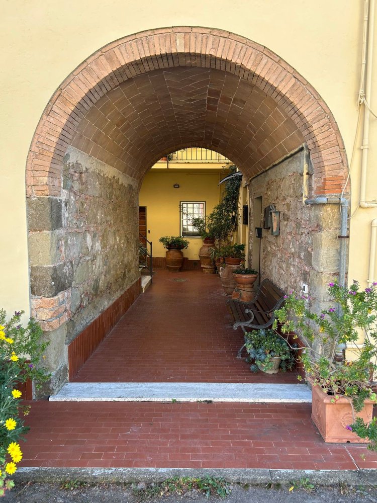 Apartamento de 5 divisões em Montecatini Val di Cecina, Italy N.º 89510