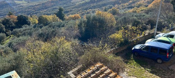 Apartamento de 5 divisões em Montecatini Val di Cecina, Italy N.º 89510 40