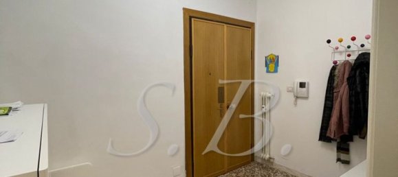 3 bedrooms Apartment in Mantua, Italy No. 362830 12