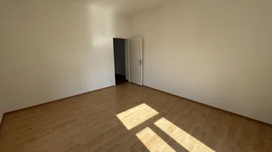 3غرفة شقة في Favoriten, Austria رقم 205949