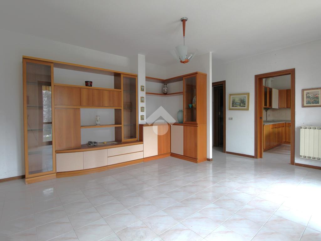 Квартира с 2 спальнями в Ведуджо кон Кольцано, Италия № 235735