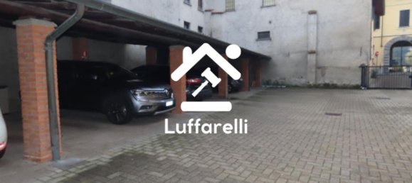 5 rooms Apartment in Sirone, Italy No. 4340 13