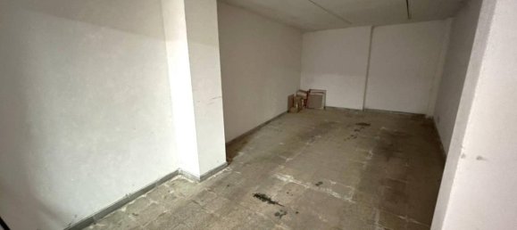 مرآب في Bitonto, Italy 27متر مربع رقم 172889 4