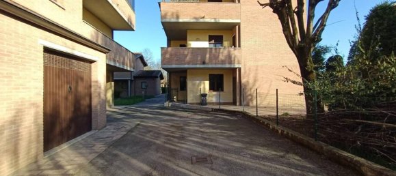 3 rooms Apartment in Bomporto, Italy No. 36333 4