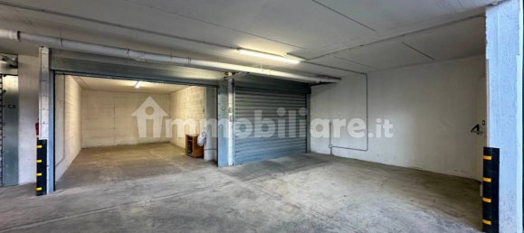 Гараж 20м² в Гуидония Монтечельо, Италия № 273161 4