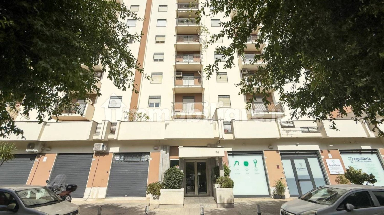 4 chambres Appartement à Palermo, Italy No. 359100