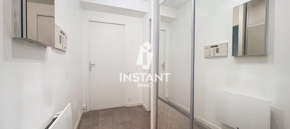 Studio in Charenton-le-Pont, France No. 180513 15