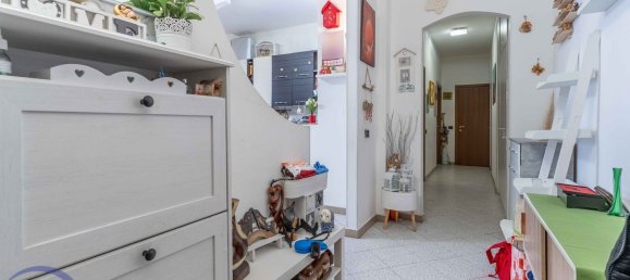Apartamento de 3 divisões em Trezzano sul Naviglio, Italy N.º 125611 7