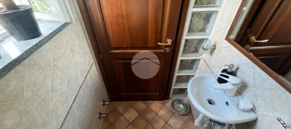 4 Schlafzimmer Villa in Turin, Italy, Nr. 322123 17