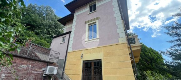4 Schlafzimmer Villa in Turin, Italy, Nr. 322123 2