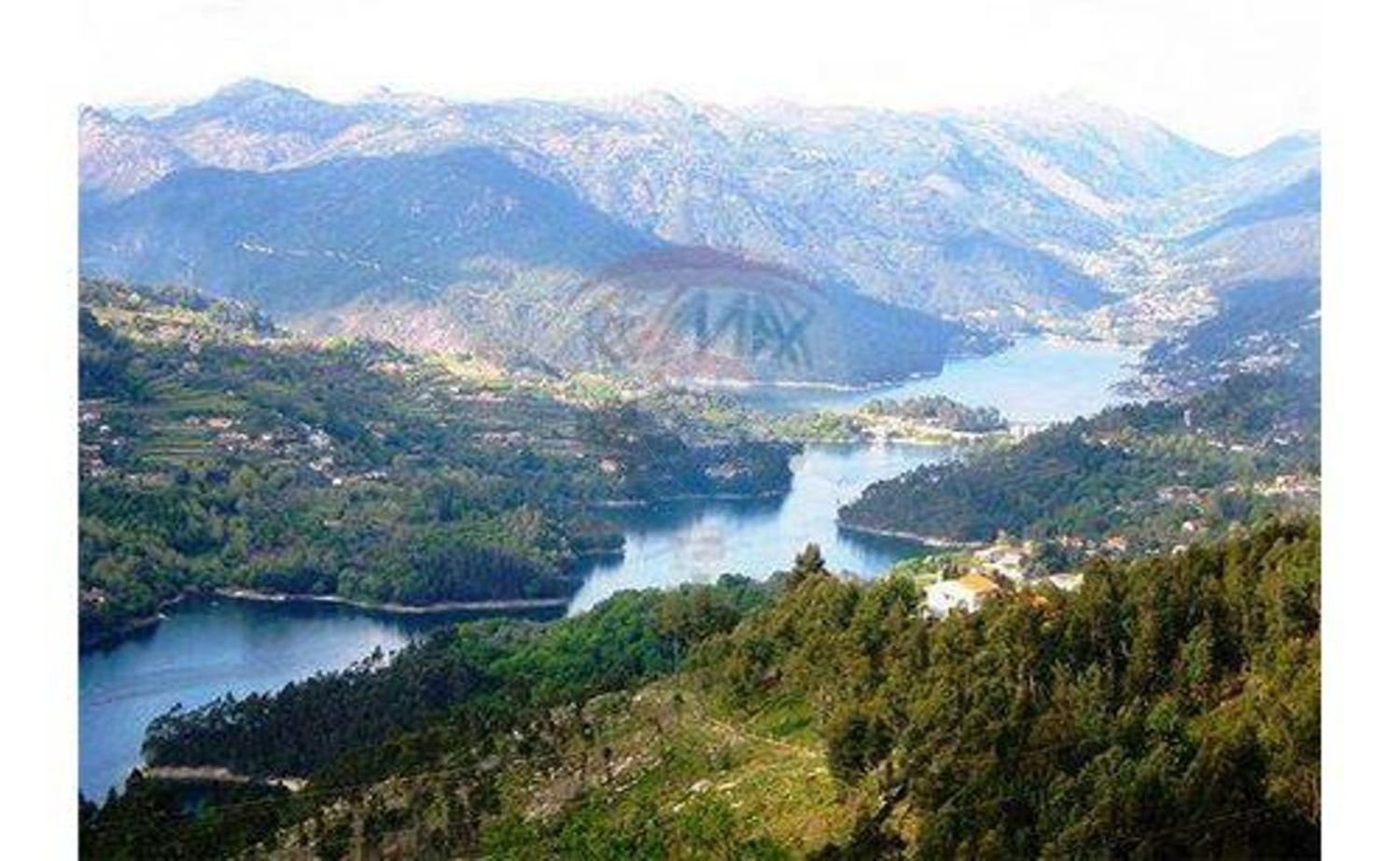  قطعة أرض في Terras de Bouro, Portugal 27800متر مربع رقم 36747