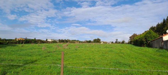 Земельный участок 6800м² в Льетр, Франция № 221158 2