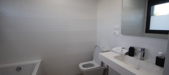 Villa de 3 dormitorios en Marbella, Spain No. 57684 26