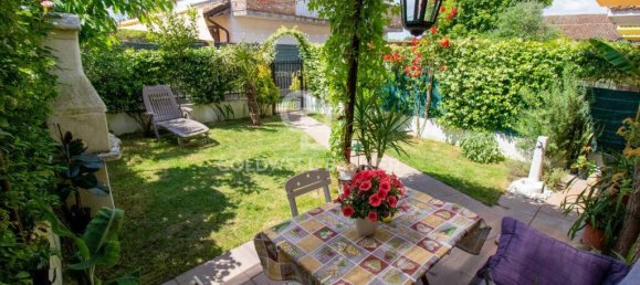 2 bedrooms Townhouse in Mezzanino, Italy No. 320293 21