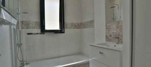 4 bedrooms House in Maine-et-Loire, France No. 333119 7