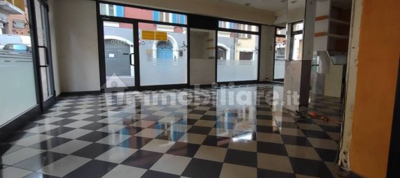 1 room Commercial property in Rimini, Italy No. 251977 2