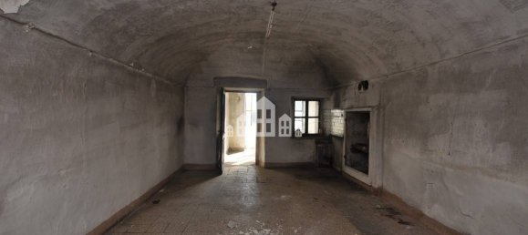 2 bedrooms House in Cuorgnè, Italy No. 128794 9