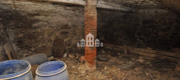 2 bedrooms House in Cuorgnè, Italy No. 128794 5