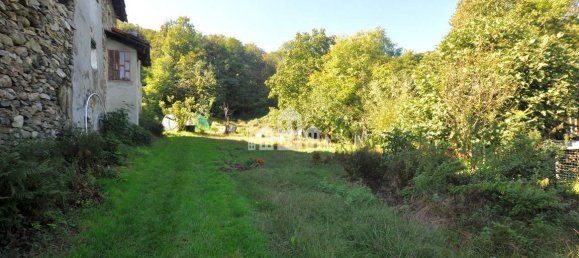 2 bedrooms House in Cuorgnè, Italy No. 128794 22