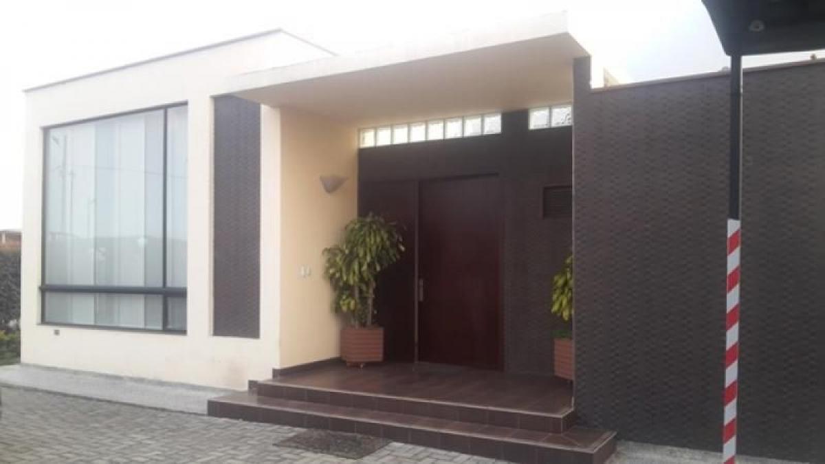 4 bedrooms House in Cundinamarca, Colombia No. 7912