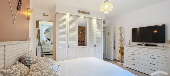 4 bedrooms Villa in Marcilly-en-Villette, France No. 52950 10